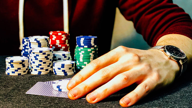 Cara Cerdas Bermain di Situs Agen IDN Poker Terbaru