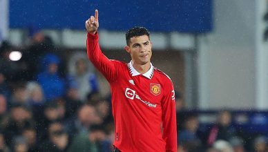 roanldo mencetak gol ke-700